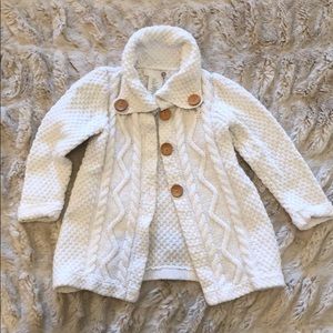 2T toddler cream sweater